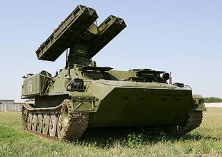 Российские военные отказываются сопровождать на Донбасс ракетный комплекс, - разведка